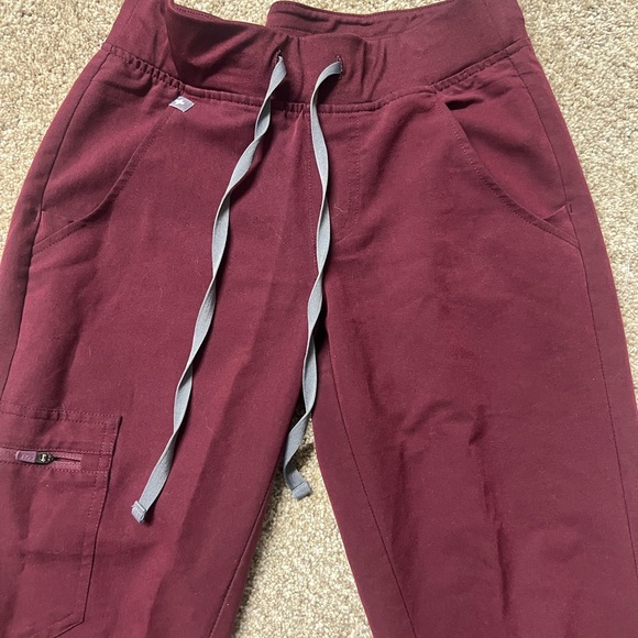 Figs Maroon Joggers - Picture 5 of 5